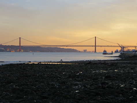 Lisbon Ferry Service